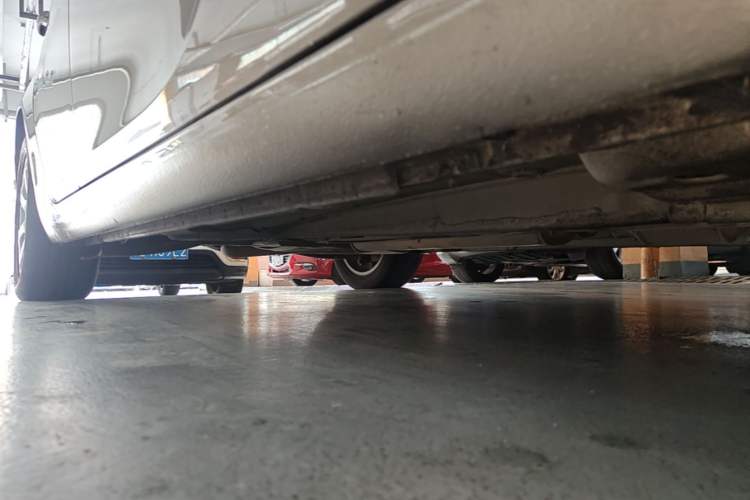 Used Buick Regal 2014 2.0L Leading Fashion Edition Right Side Sill