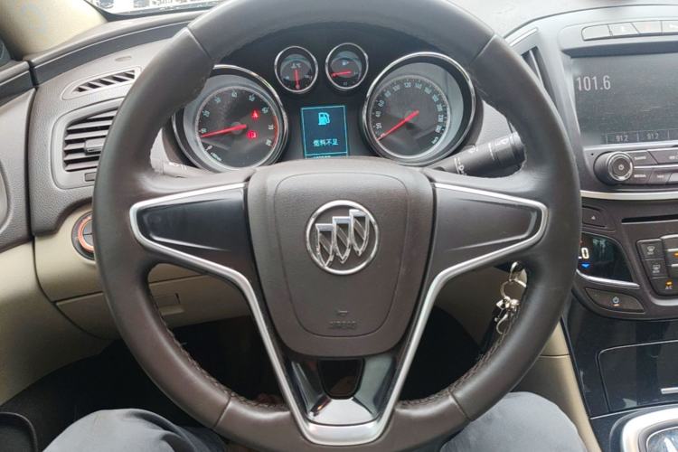 Used Buick Regal 2014 2.0L Leading Fashion Edition Steering Wheel