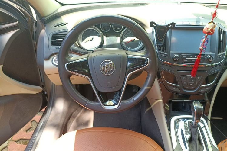Used Buick Regal 2014 2.0L Leading Fashion Edition Steering Wheel