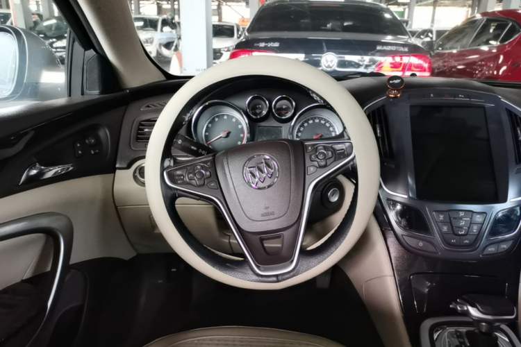 Used Buick Regal 2014 2.0L Leading Fashion Edition Steering Wheel