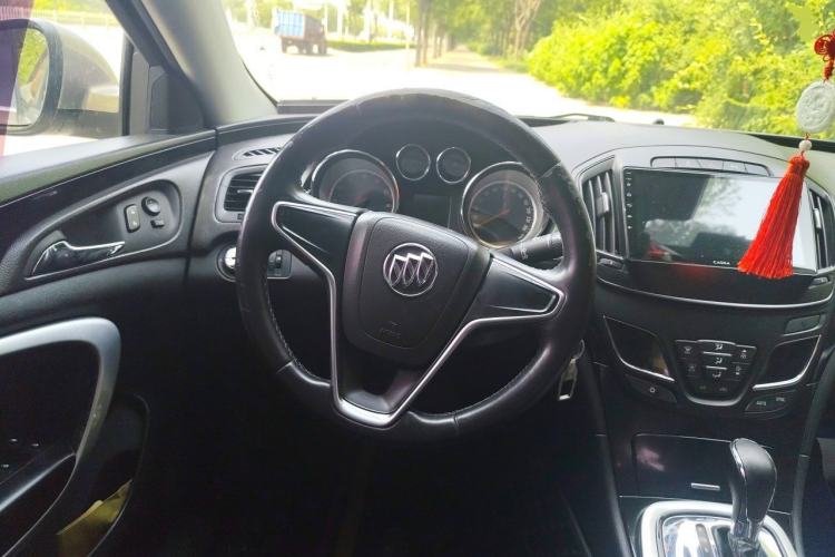 Used Buick Regal 2014 1.6T Fashionable Tech Edition Steering Wheel