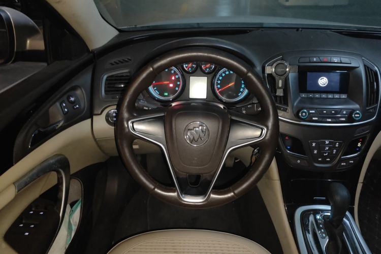 Used Buick Regal 2014 2.0L Leading Fashion Edition Steering Wheel