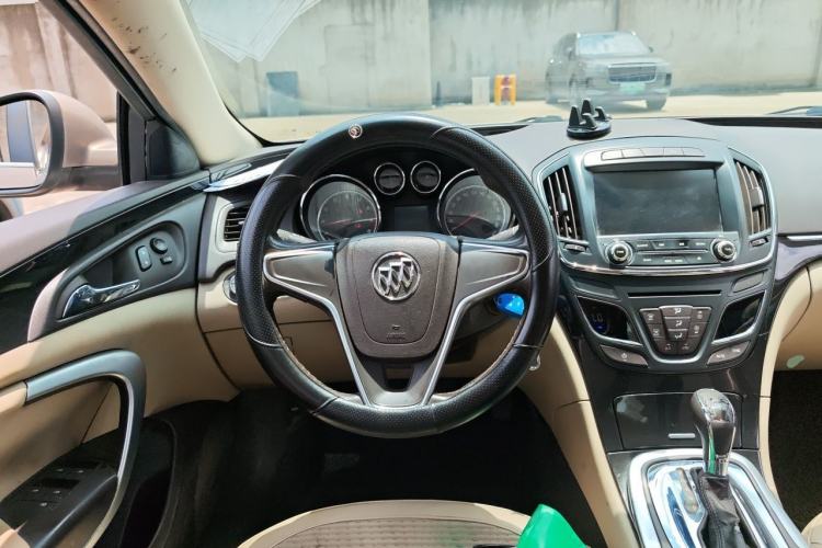Used Buick Regal 2014 2.0L Leading Fashion Edition Steering Wheel