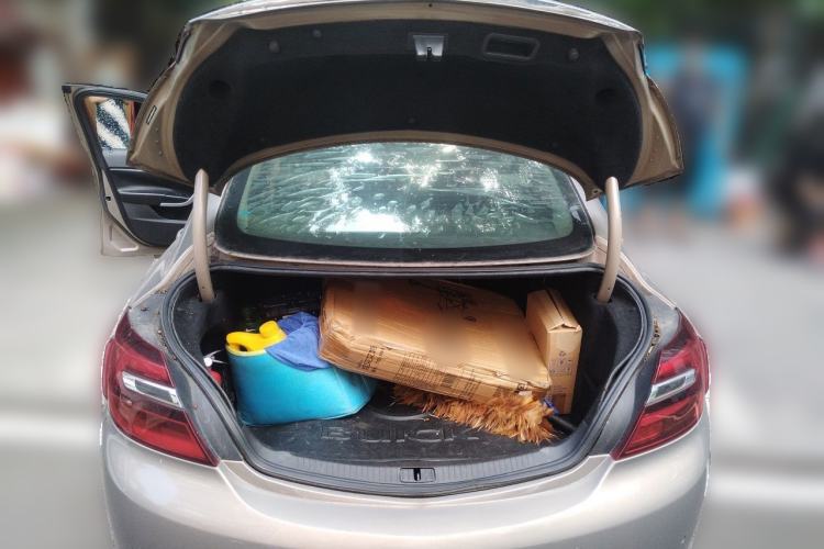 Used Buick Regal 2014 1.6T Fashionable Tech Edition Trunk