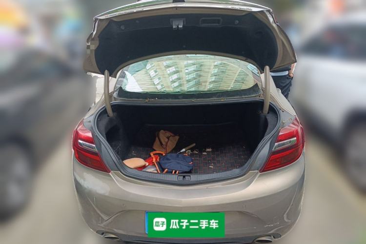 Used Buick Regal 2014 1.6T Fashionable Tech Edition Trunk
