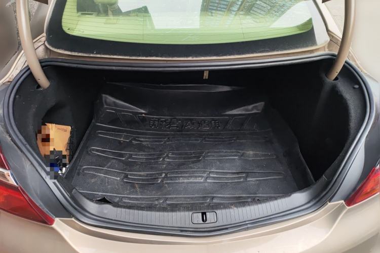 Used Buick Regal 2014 2.0L Elite Fashion Edition Trunk