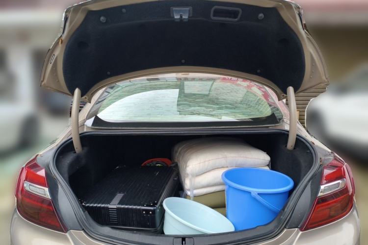 Used Buick Regal 2014 2.0L Leading Fashion Edition Trunk