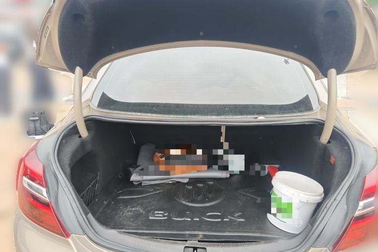 Used Buick Regal 2014 2.0L Leading Fashion Edition Trunk