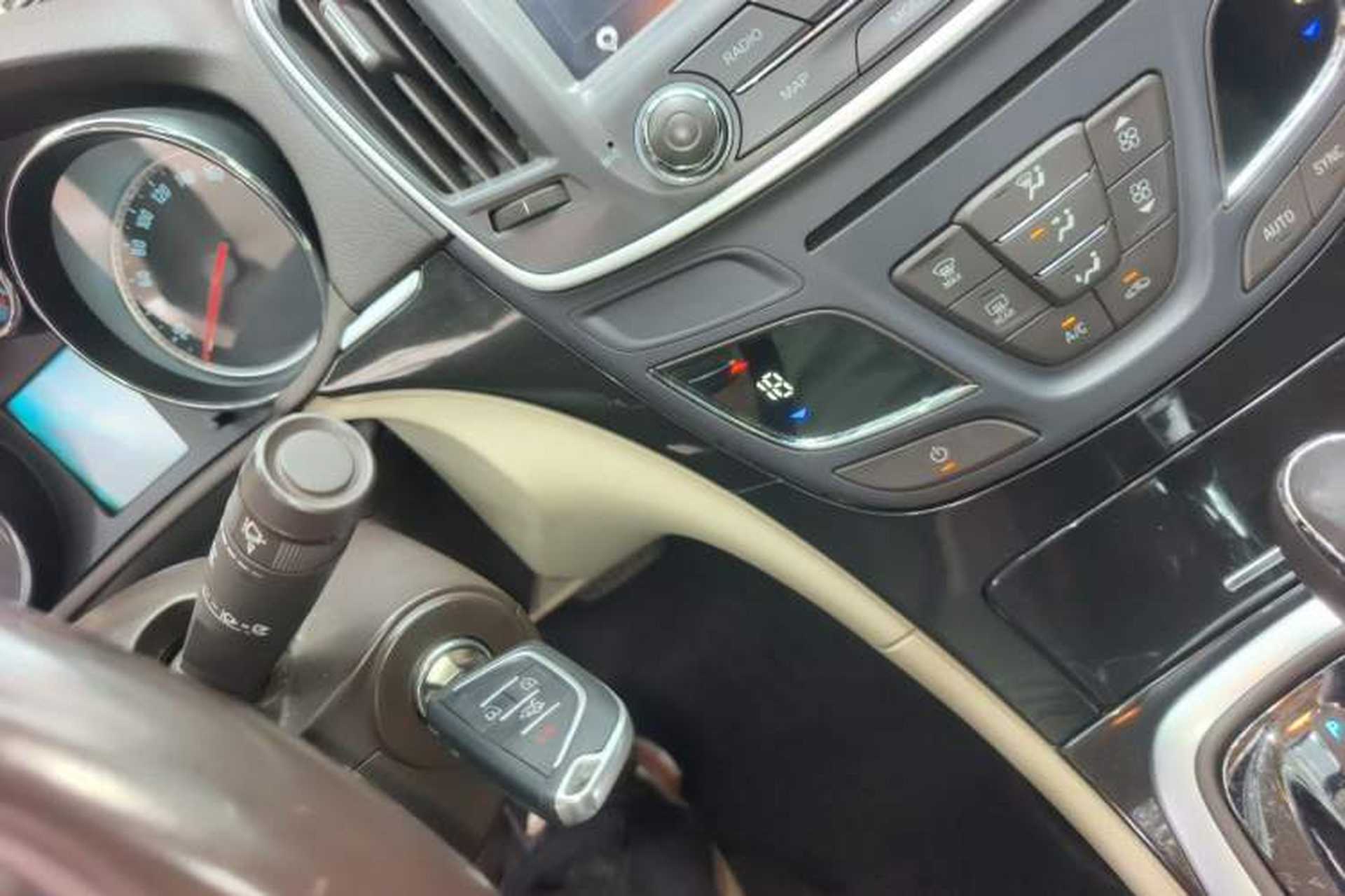 Used Buick Regal 2014 2.0L Leading Fashion Edition Vehicle Key