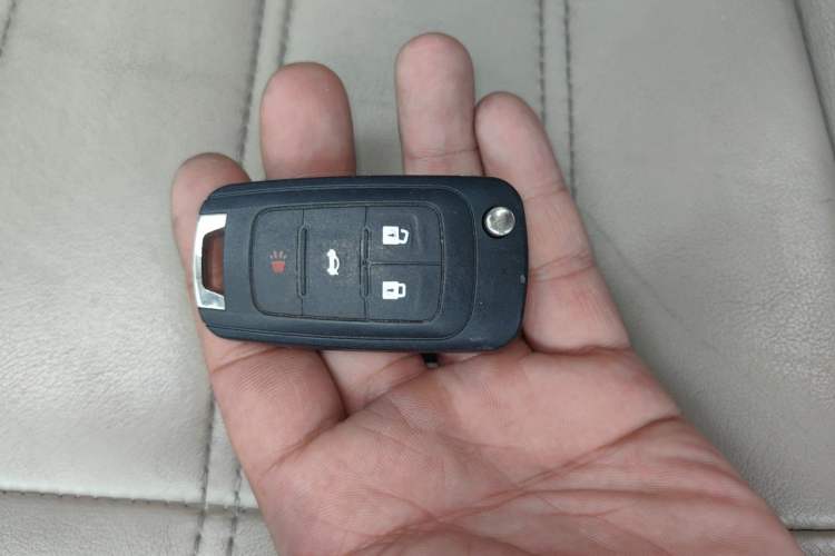 Used Buick Regal 2014 2.0L Elite Fashion Edition Vehicle Key