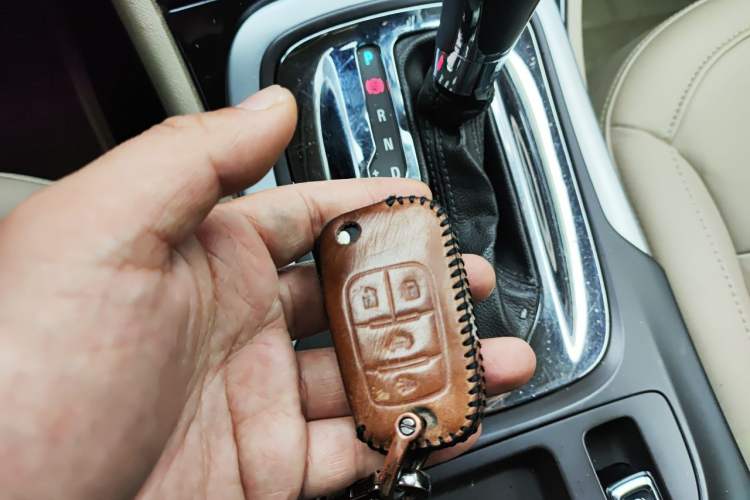 Used Buick Regal 2014 2.0L Elite Fashion Edition Vehicle Key
