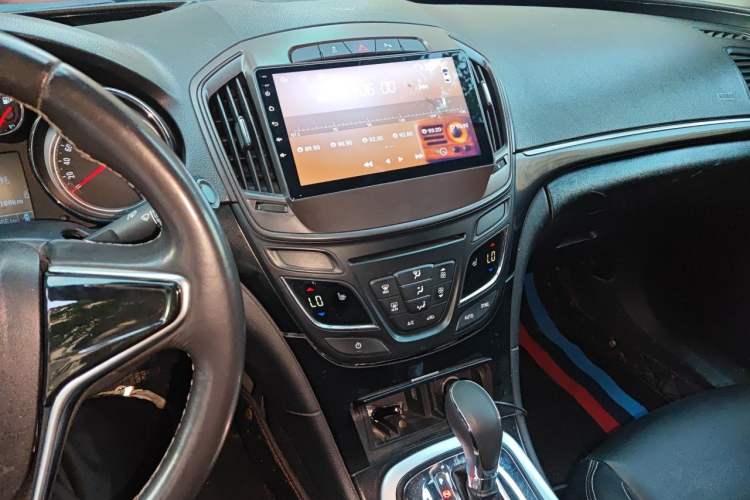 Used Buick Regal 2015 1.6T Fashion Tech Model Audio And AC Panel