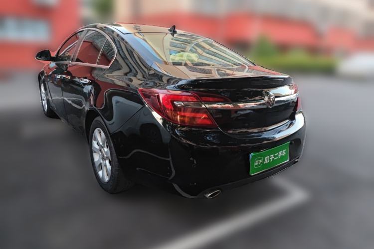 Used Buick Regal 2015 1.6T Fashion Tech Model Rear Left 45 Deg