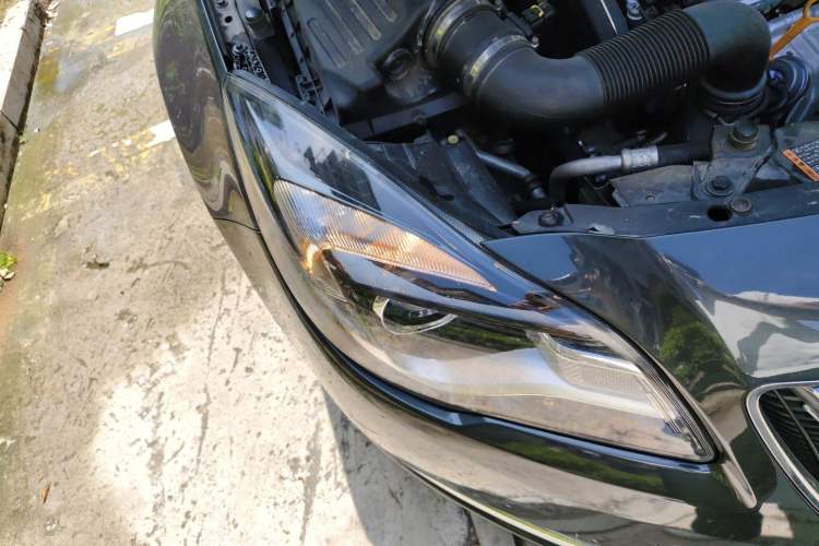 Used Buick Regal 2015 1.6T Elite Tech Model Right Front Headlight