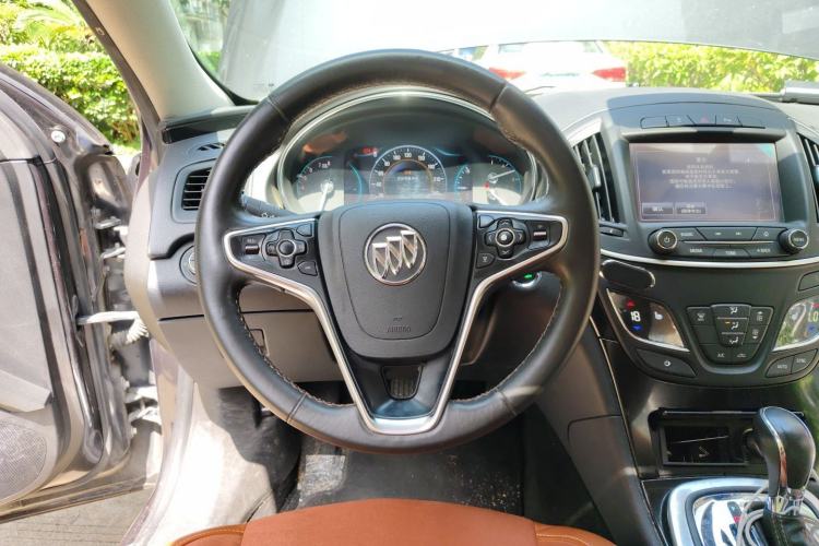 Used Buick Regal 2015 1.6T Elite Tech Model Steering Wheel