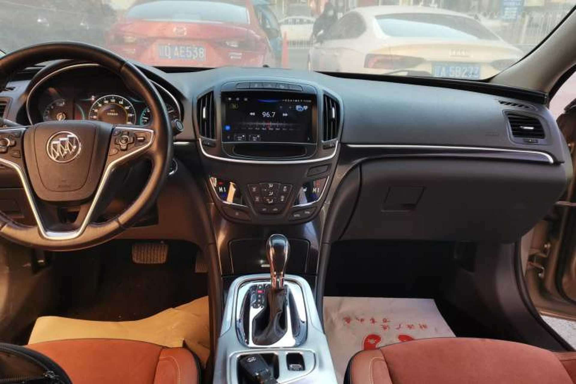 Used Buick Regal 2015 1.6T Elite Tech Model Audio And AC Panel