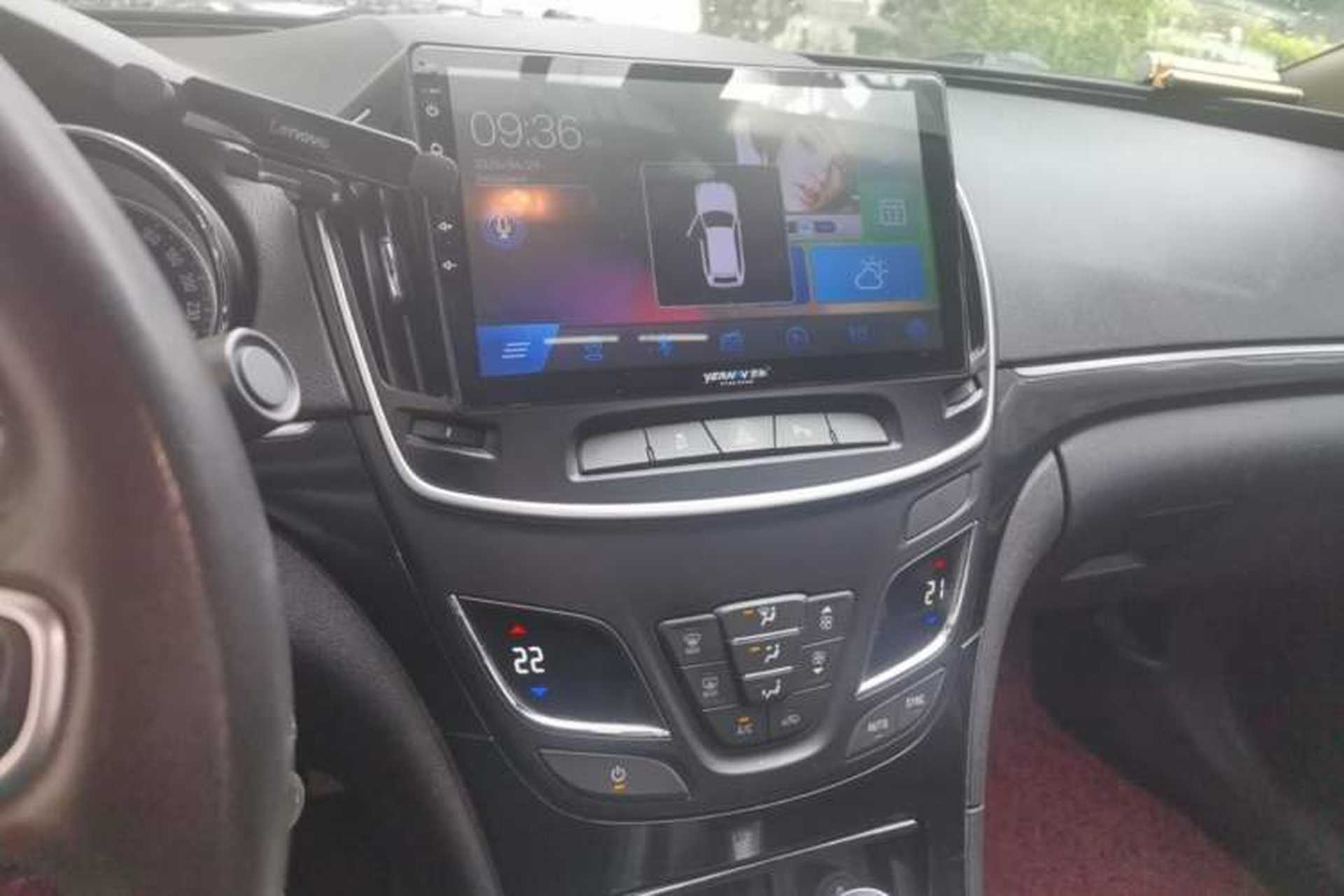 Used Buick Regal 2015 1.6T Leading Technology Model Audio And AC Panel