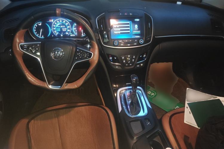 Used Buick Regal 2015 1.6T Elite Tech Model Center Console