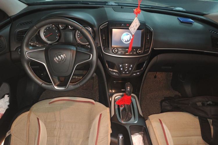 Used Buick Regal 2015 1.6T Leading Technology Model Center Console