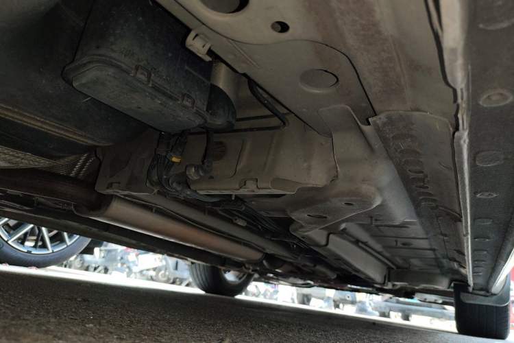 Used Buick Regal 2015 1.6T Elite Tech Model Chassis Rear Right