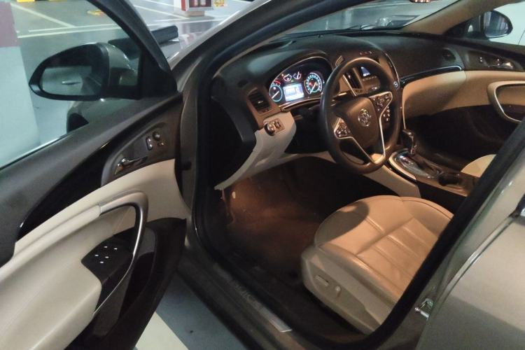 Used Buick Regal 2015 2.0L Elite Fashion Edition Driver Seat