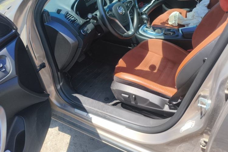 Used Buick Regal 2015 1.6T Elite Tech Model Driver Seat