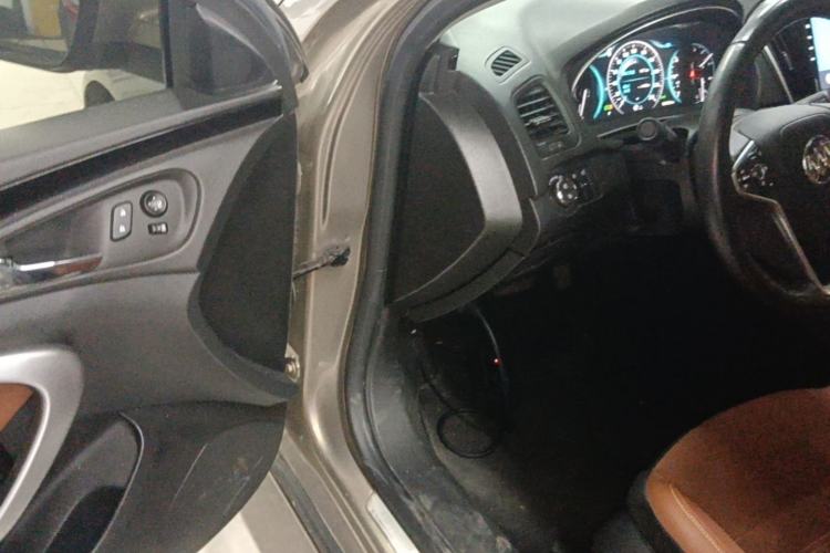 Used Buick Regal 2015 1.6T Elite Tech Model Driver Seat