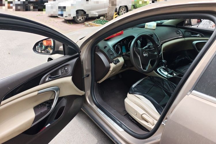 Used Buick Regal 2015 2.0L Leading Fashion Edition Driver Seat