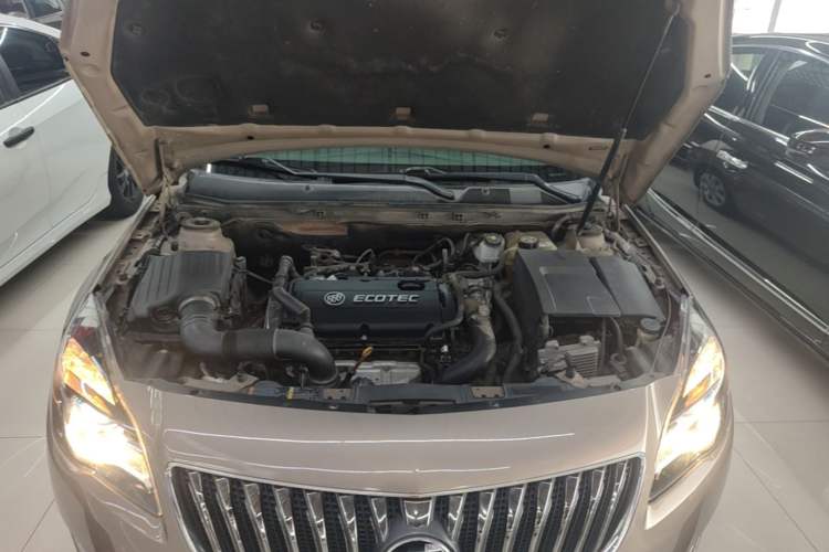 Used Buick Regal 2015 1.6T Elite Tech Model Engine Bay