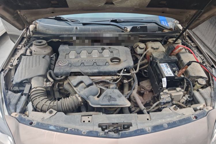 Used Buick Regal 2015 2.0L Elite Fashion Edition Engine Bay