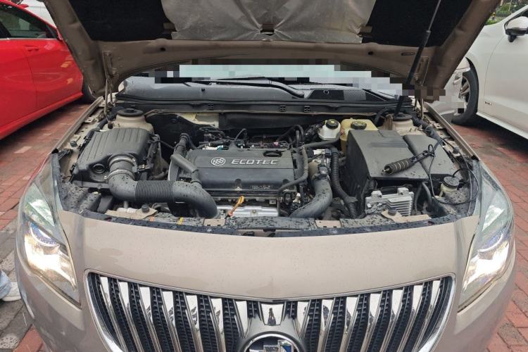 Used Buick Regal 2015 1.6T Leading Technology Model Engine Bay