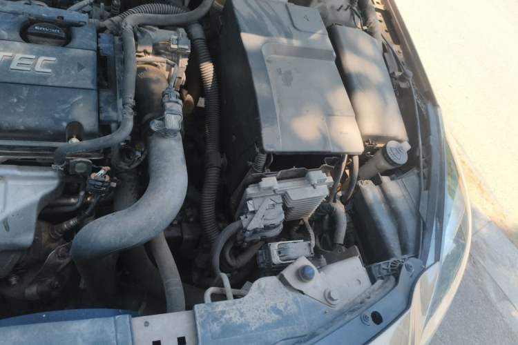 Used Buick Regal 2015 1.6T Elite Tech Model Engine Bay Left