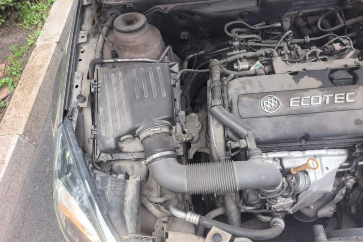 Used Buick Regal 2015 1.6T Leading Technology Model Engine Bay Right