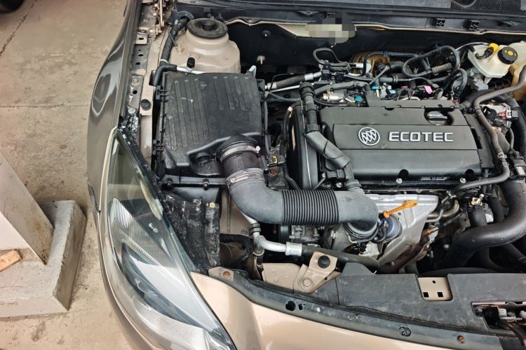 Used Buick Regal 2015 1.6T Leading Technology Model Engine Bay Right