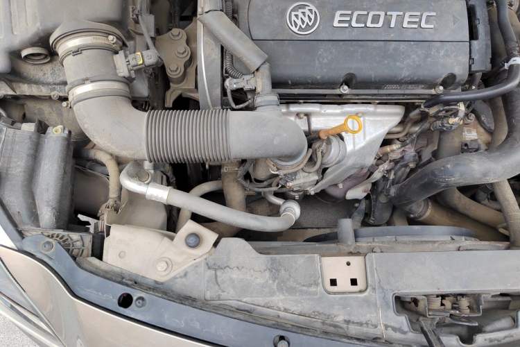 Used Buick Regal 2015 1.6T Leading Technology Model Engine Bay Right