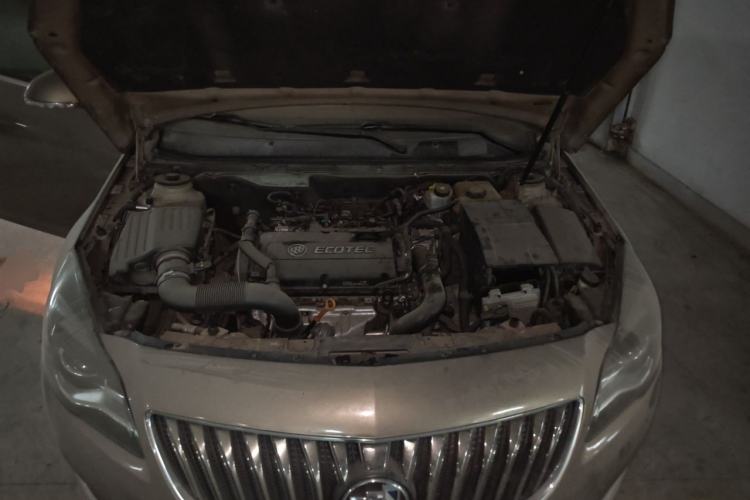 Used Buick Regal 2015 1.6T Elite Tech Model Engine Bay