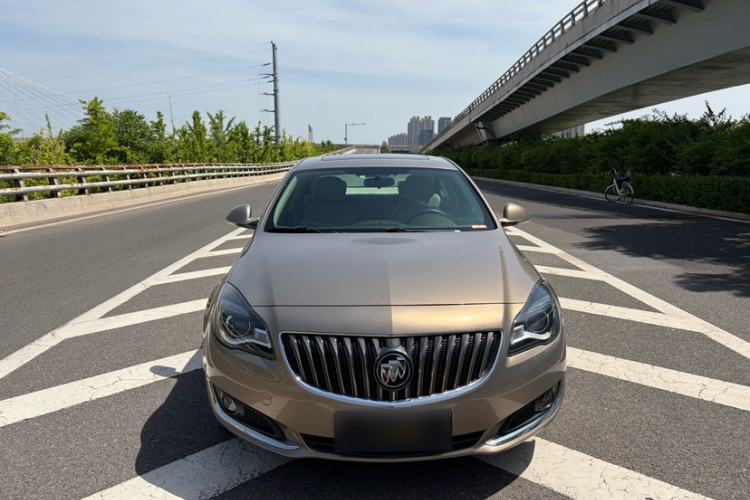 Used Buick Regal 2015 2.0L Leading Fashion Edition Exterior 1