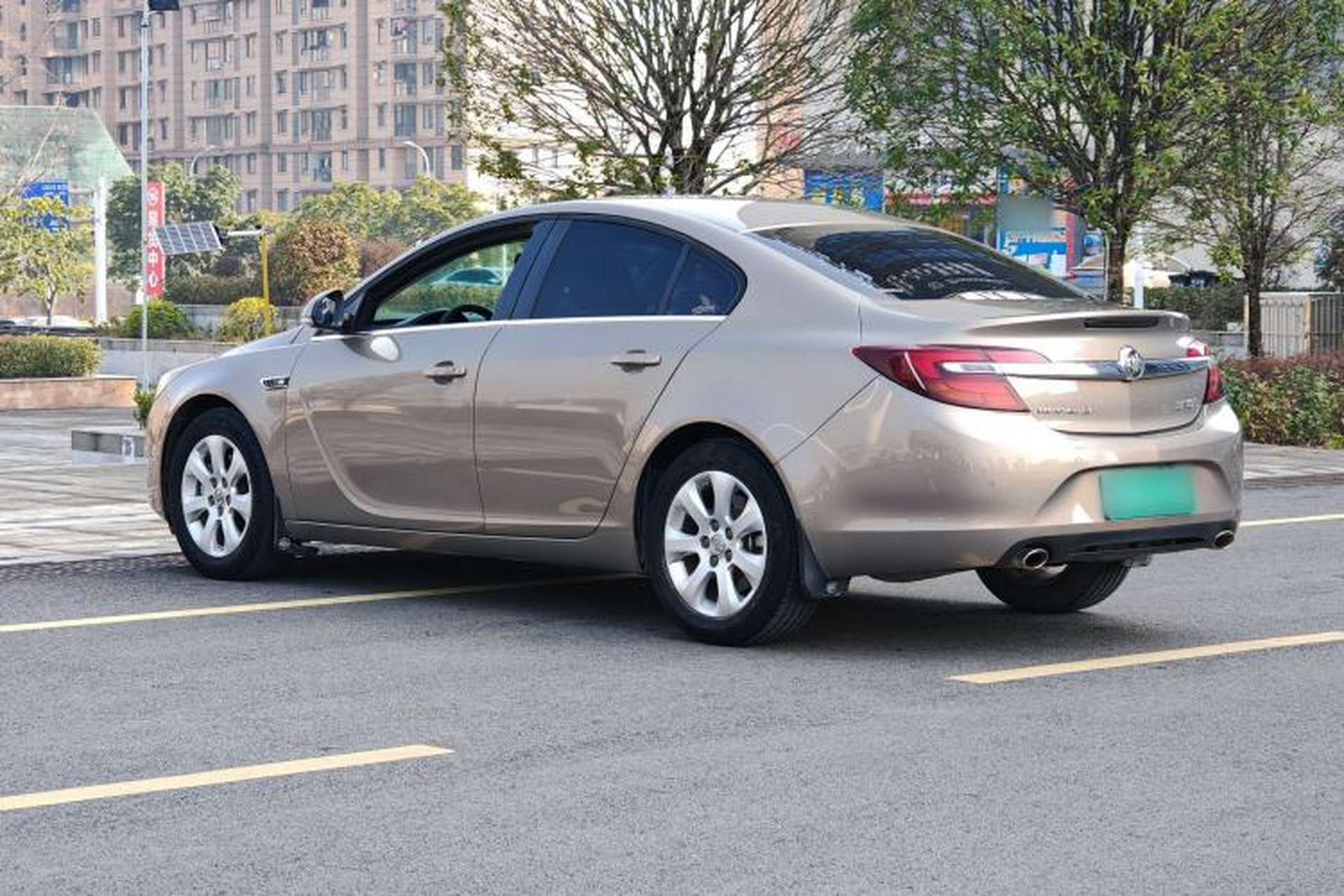 Used Buick Regal 2015 1.6T Leading Technology Model Exterior 3