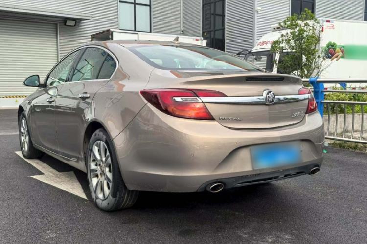 Used Buick Regal 2015 2.0L Elite Fashion Edition Exterior 4