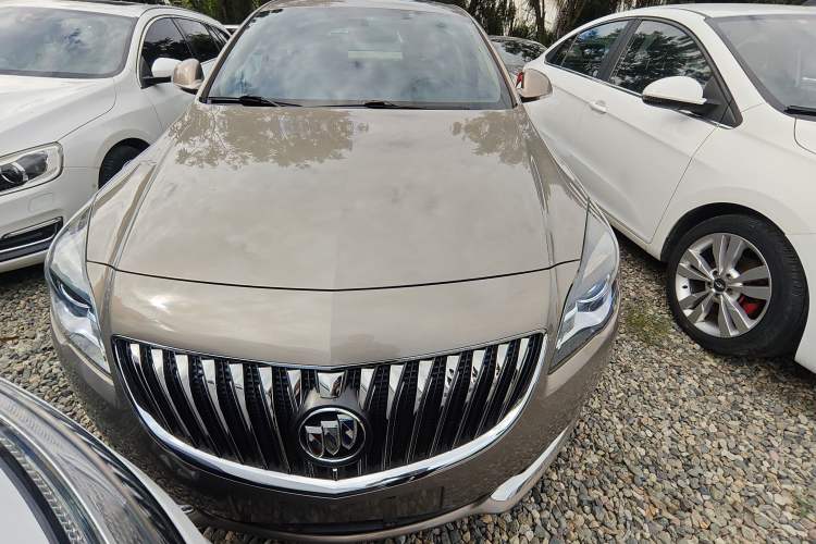 Used Buick Regal 2015 2.0L Leading Fashion Edition Front
