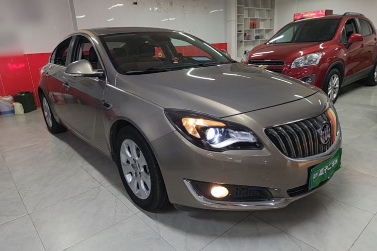 Used Buick Regal 2015 1.6T Elite Tech Model Front Right 45 Deg