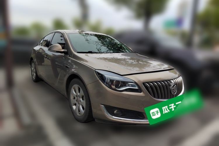 Used Buick Regal 2015 1.6T Leading Technology Model Front Right 45 Deg