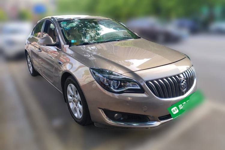 Used Buick Regal 2015 1.6T Elite Tech Model Front Right 45 Deg