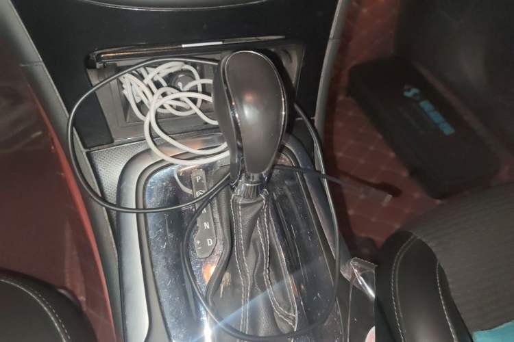 Used Buick Regal 2015 1.6T Leading Technology Model Gear Lever