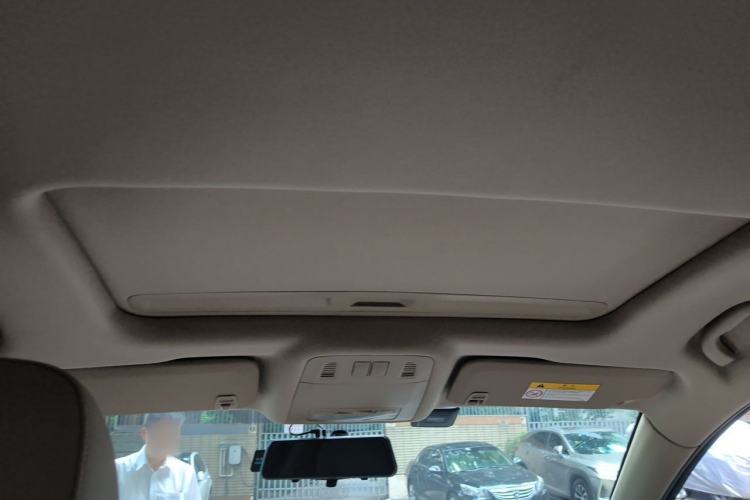 Used Buick Regal 2015 2.0L Leading Fashion Edition Headliner