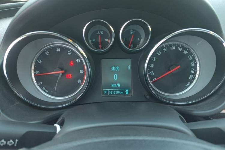 Used Buick Regal 2015 1.6T Leading Technology Model Instrument Cluster