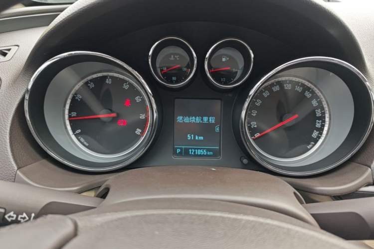 Used Buick Regal 2015 2.0L Leading Fashion Edition Instrument Cluster