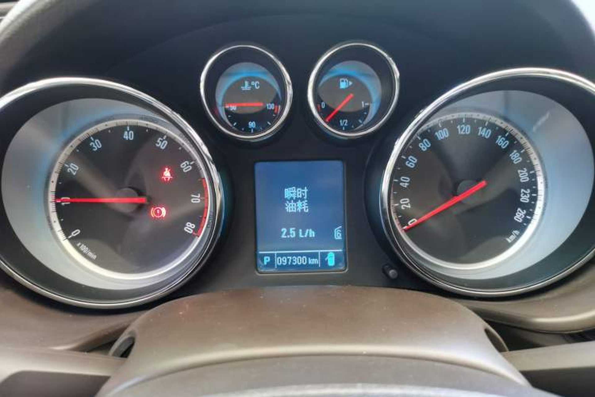 Used Buick Regal 2015 2.0L Leading Fashion Edition Instrument Cluster