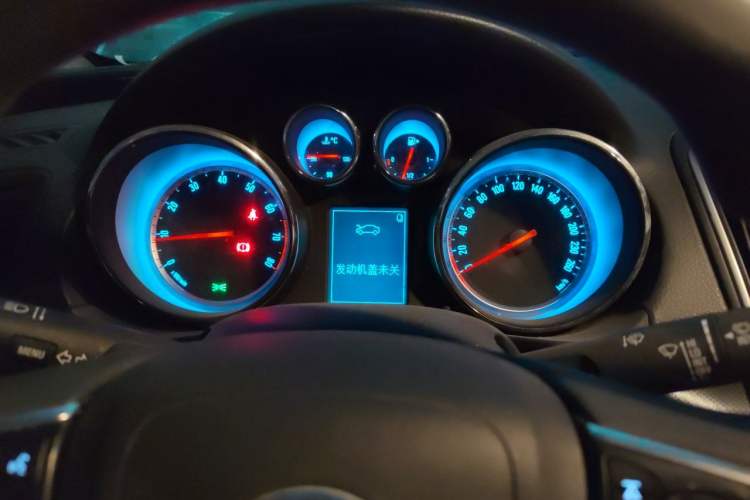 Used Buick Regal 2015 1.6T Leading Technology Model Instrument Cluster