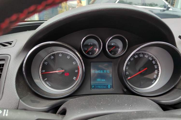 Used Buick Regal 2015 1.6T Leading Technology Model Instrument Cluster